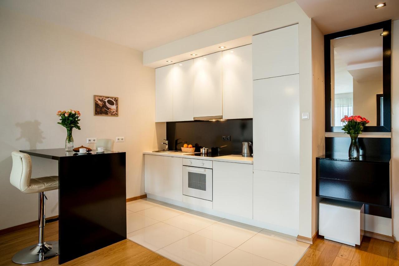 Platinum Towers Luxury Apartments 바르샤바 외부 사진